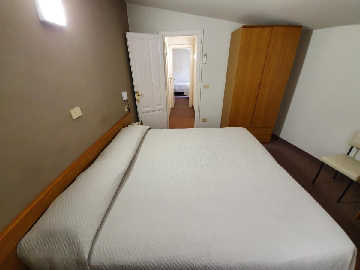 Hotel Giovanna มอนเตกาตินี แตร์เม ภายนอก รูปภาพ